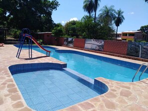 Piscine extérieure