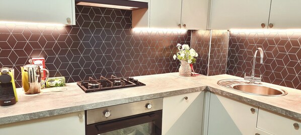 Fridge, microwave, oven, dishwasher