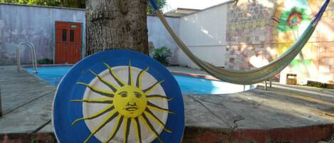 Piscine couverte, piscine extérieure