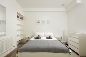 1 bedroom, free WiFi, bed sheets - One Bedroom Apartment near Euston Station (London)