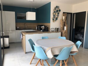 Dining - Cala Rossa: MT **** charm + Quality / Price – Private heated pool-Air conditioning- WIFI (Lecci)