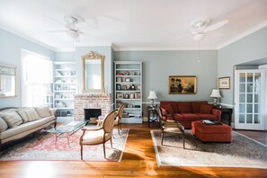 Téléviseur à écran plat