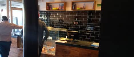 Free continental breakfast