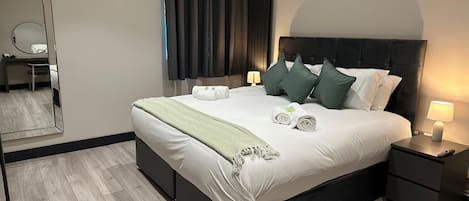 Deluxe Apartment, Non Smoking, Ground Floor