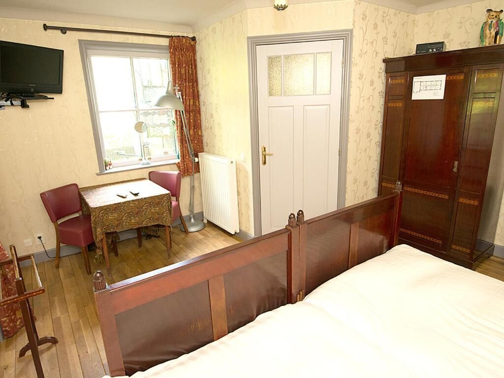 Foto - Uylenburg- Du Midi