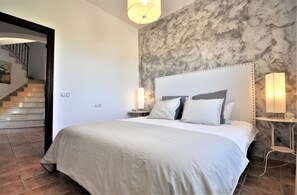4 bedrooms, iron/ironing board, travel cot, free WiFi - SON RUBI Finca for 7 in Selva with Pool (Selva)
