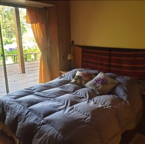 Family Cabin, 3 Bedrooms | Individually decorated, individually furnished, desk, laptop workspace - Cabañas - Casa Lago Villarrica (Villarrica)