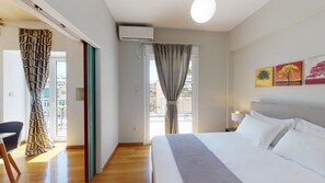 3 bedrooms, iron/ironing board, travel cot, free WiFi