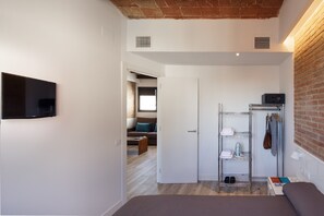 Zimmersafe, schallisolierte Zimmer, Bügeleisen/Bügelbrett