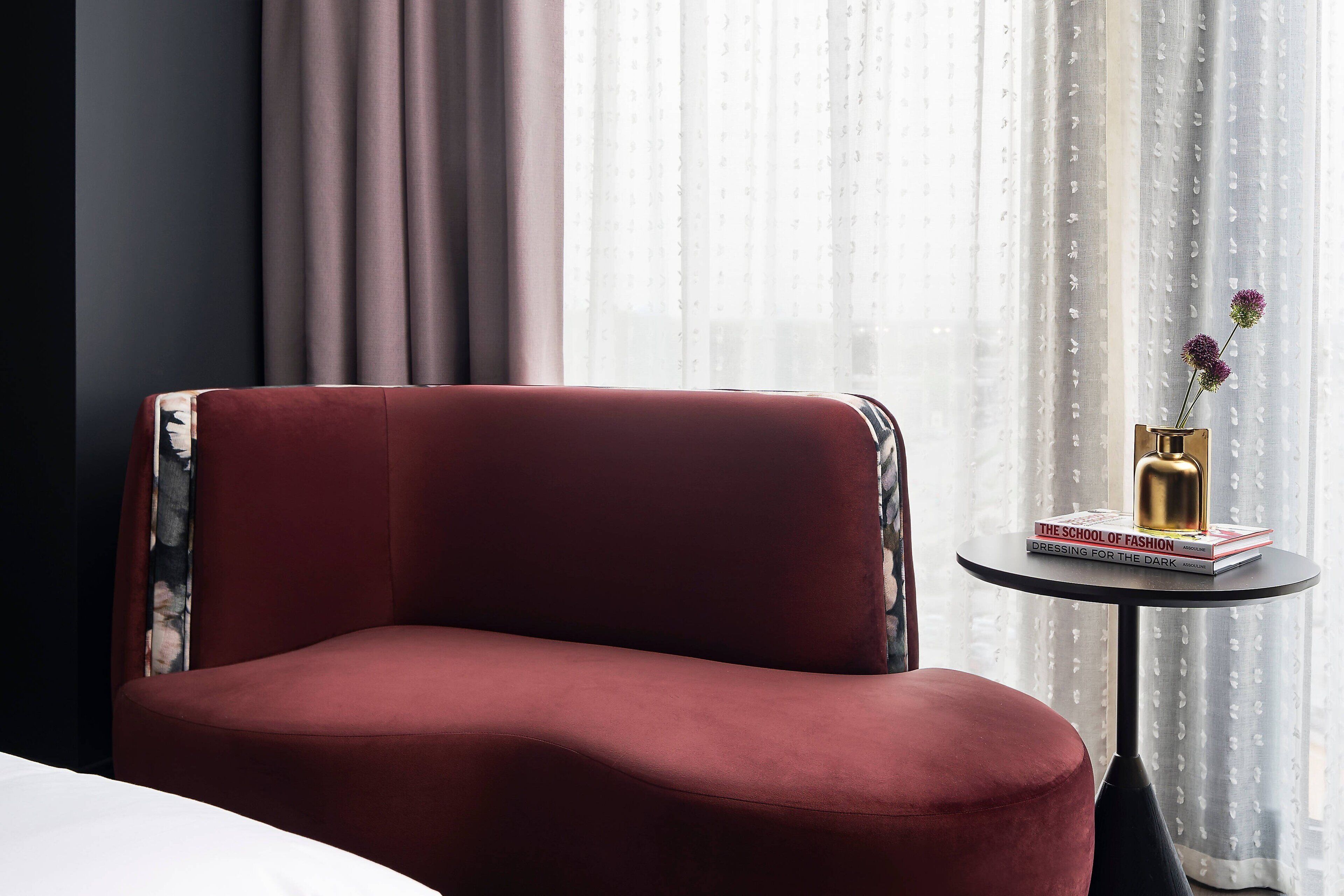 premium bedding, in-room safe, desk, laptop workspace