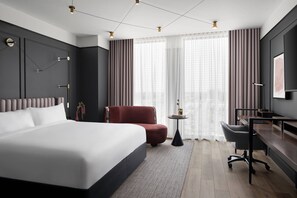 Literie de qualité supérieure, coffres-forts dans les chambres, bureau