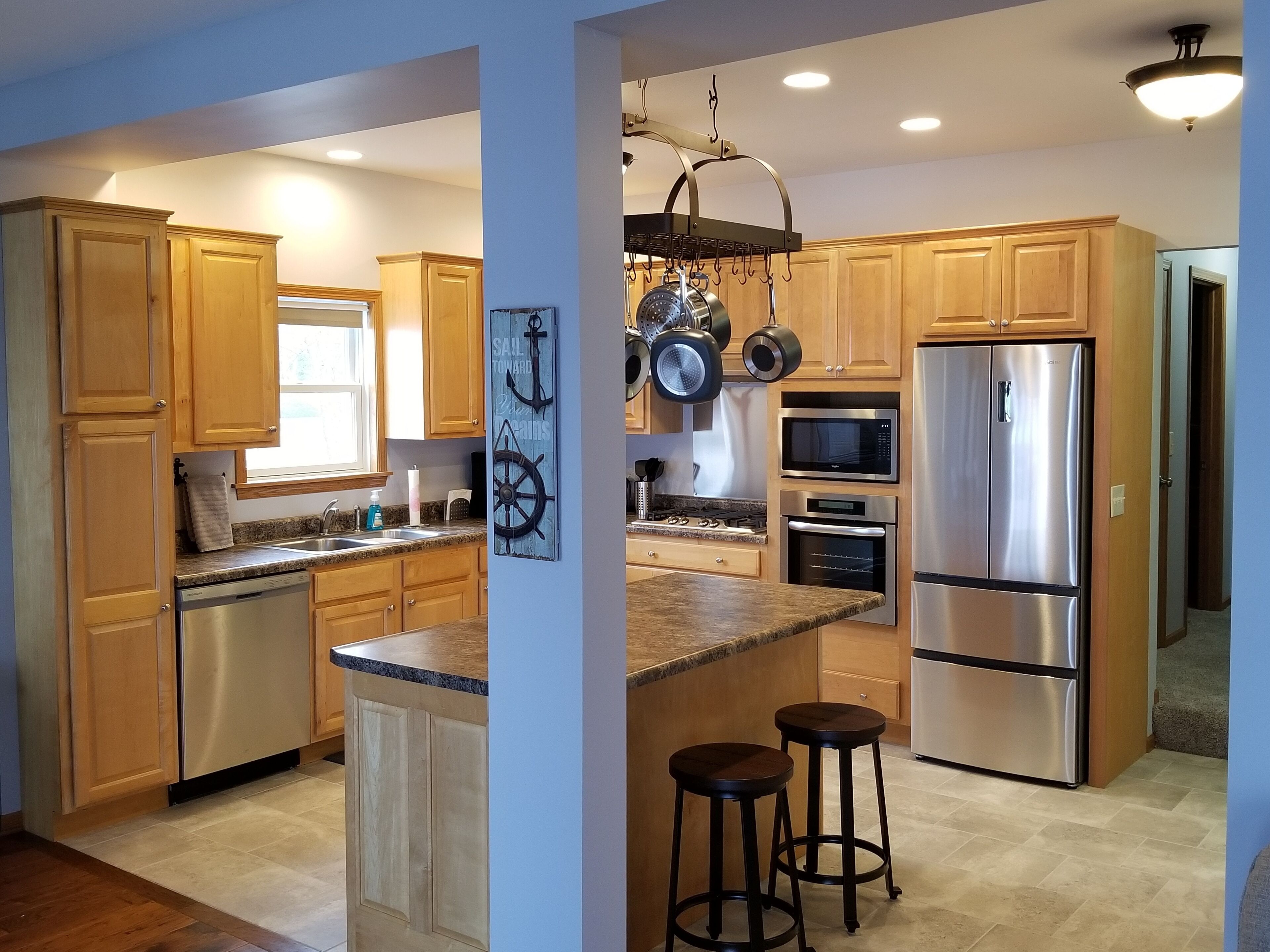 Mikroaaltouuni, uuni, liesi, astianpesukone