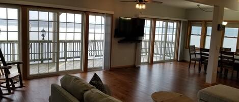 Televisie en een dvd-speler