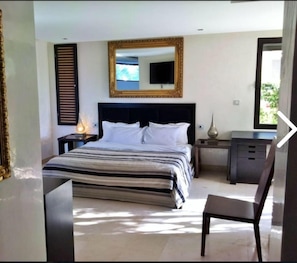 Vila luxo | 6 quartos, individualmente decorados, individualmente mobiliados