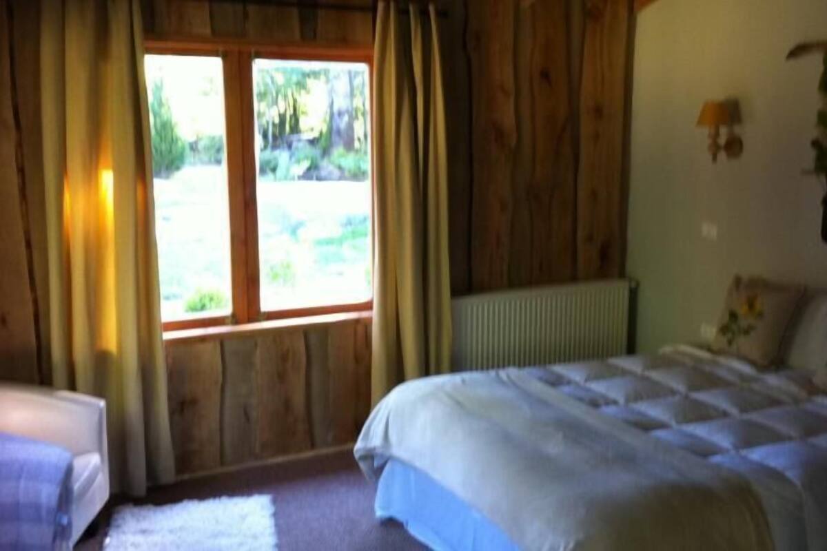 1 habitación y ropa de cama