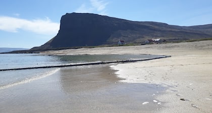 Hænuvík Cottages