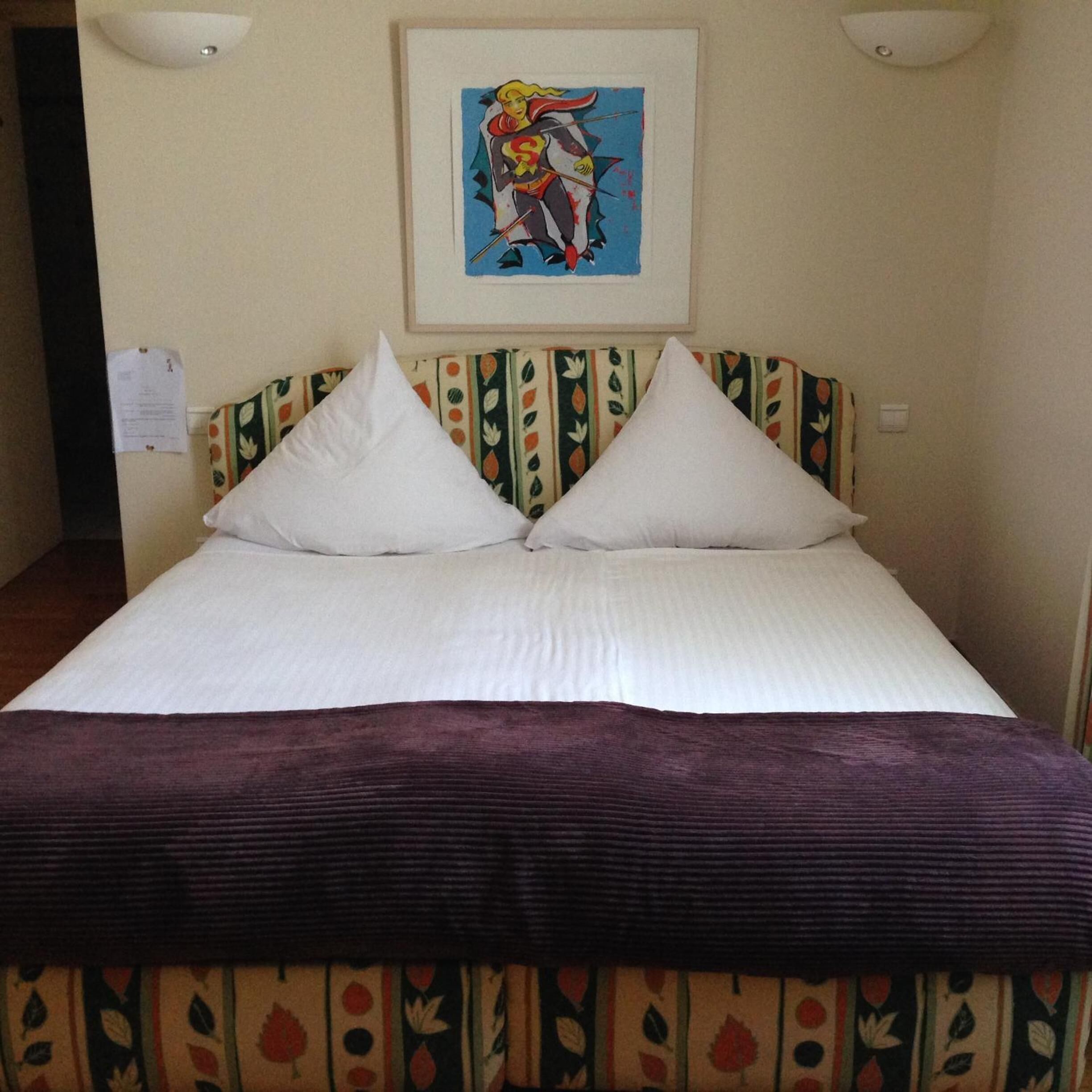 1 bedroom, individually decorated, individually furnished, soundproofing