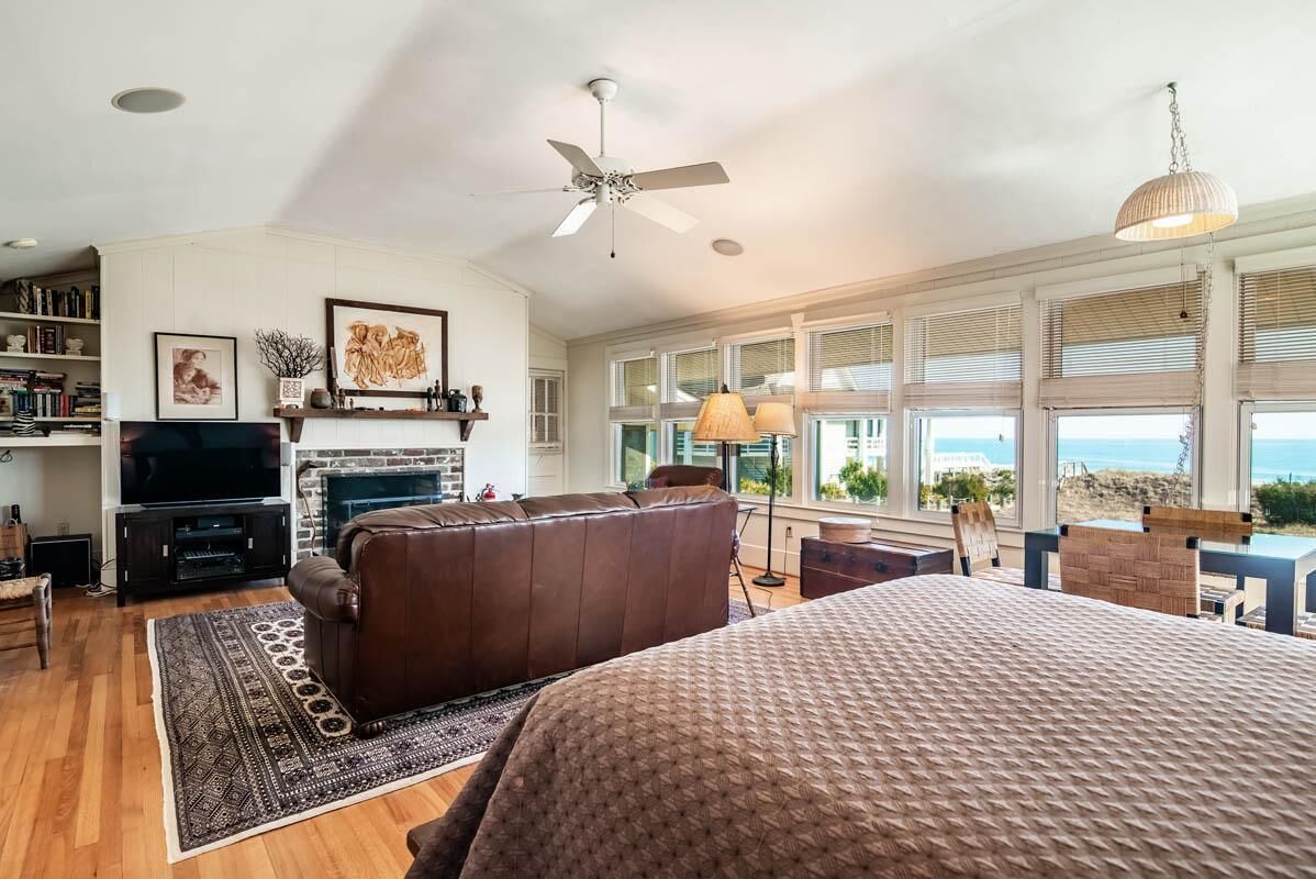 9 bedrooms, internet, bed sheets, wheelchair access