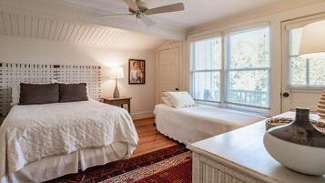 9 bedrooms, internet, bed sheets, wheelchair access