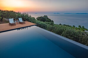 Seasonal outdoor pool - JUST BE (Piraino)