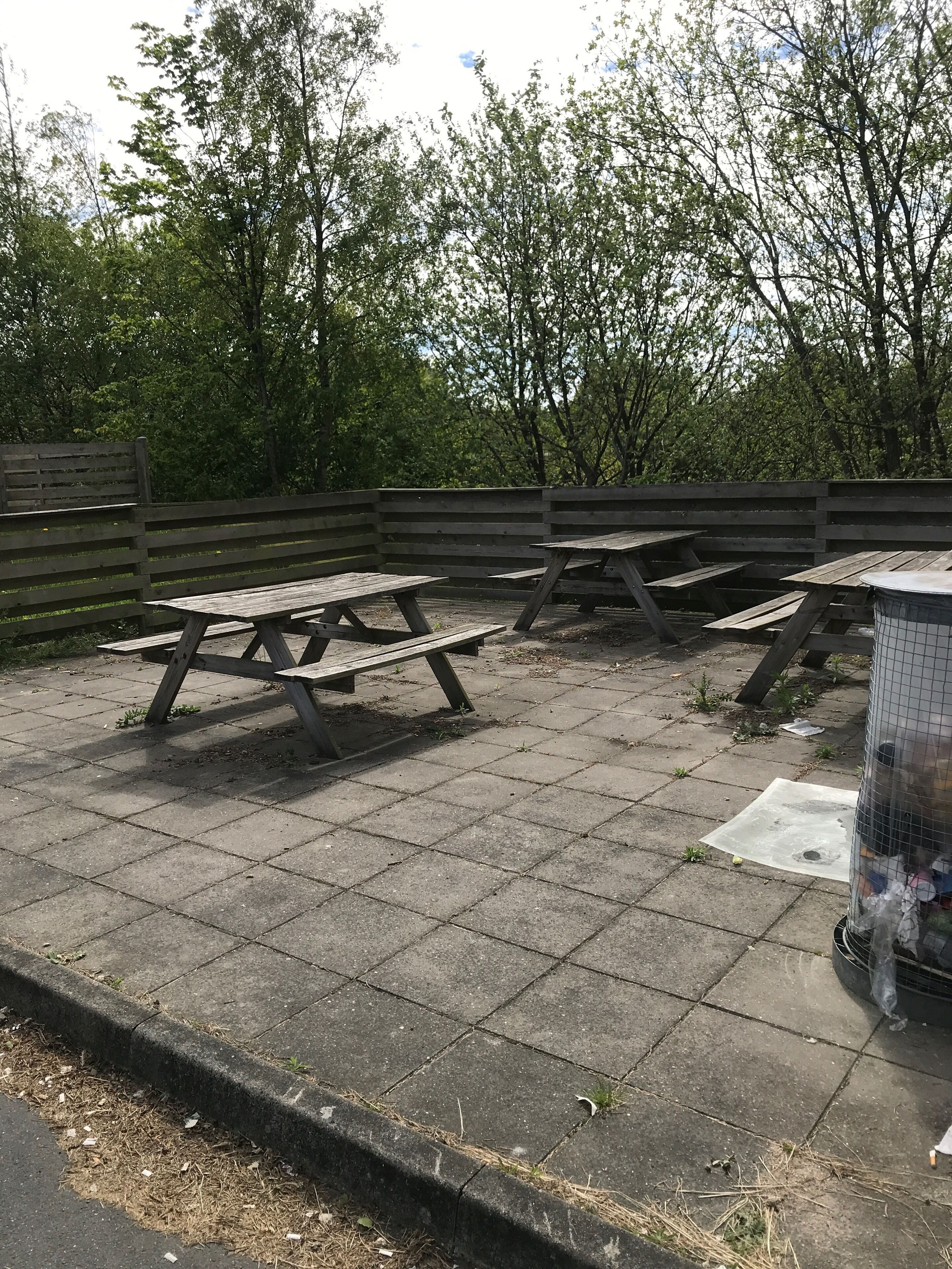 Aire de pique-nique/barbecue