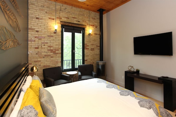 1 bedroom, iron/ironing board, WiFi