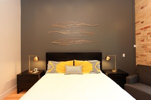 1 habitación, tabla de planchar con plancha y wifi 
