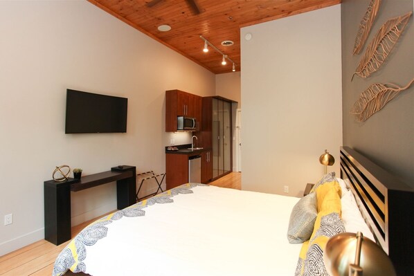 1 bedroom, iron/ironing board, WiFi