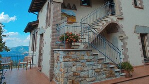 Front of property - Agriturismo Castagneti (San Benedetto Val di Sambro)