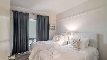 2 bedrooms, internet, bed sheets