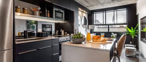 Fridge, microwave, oven, stovetop