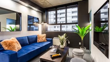 Een televisie, Netflix en streamingdiensten