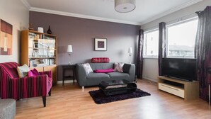 Apartment, 2 Schlafzimmer | Wohnzimmer