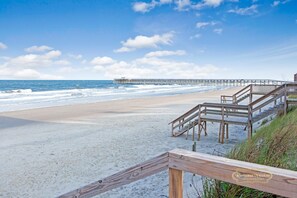 Beach - Elegant Beachfront Escape with Wrap-Around Porches (Pawleys Island)