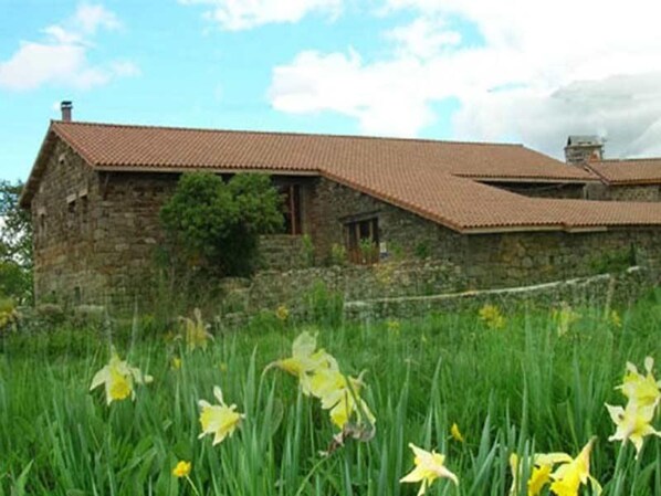 Double Room | Front of property