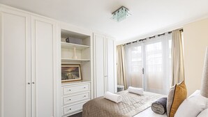 Casa, 3 camere da letto | 3 camere, ferro/asse da stiro, Wi-Fi gratuito