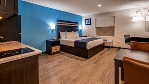 In-room safe, desk, laptop workspace, blackout drapes - SureStay Plus Hotel by Best Western Humble (Humble)