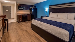 In-room safe, desk, laptop workspace, blackout drapes