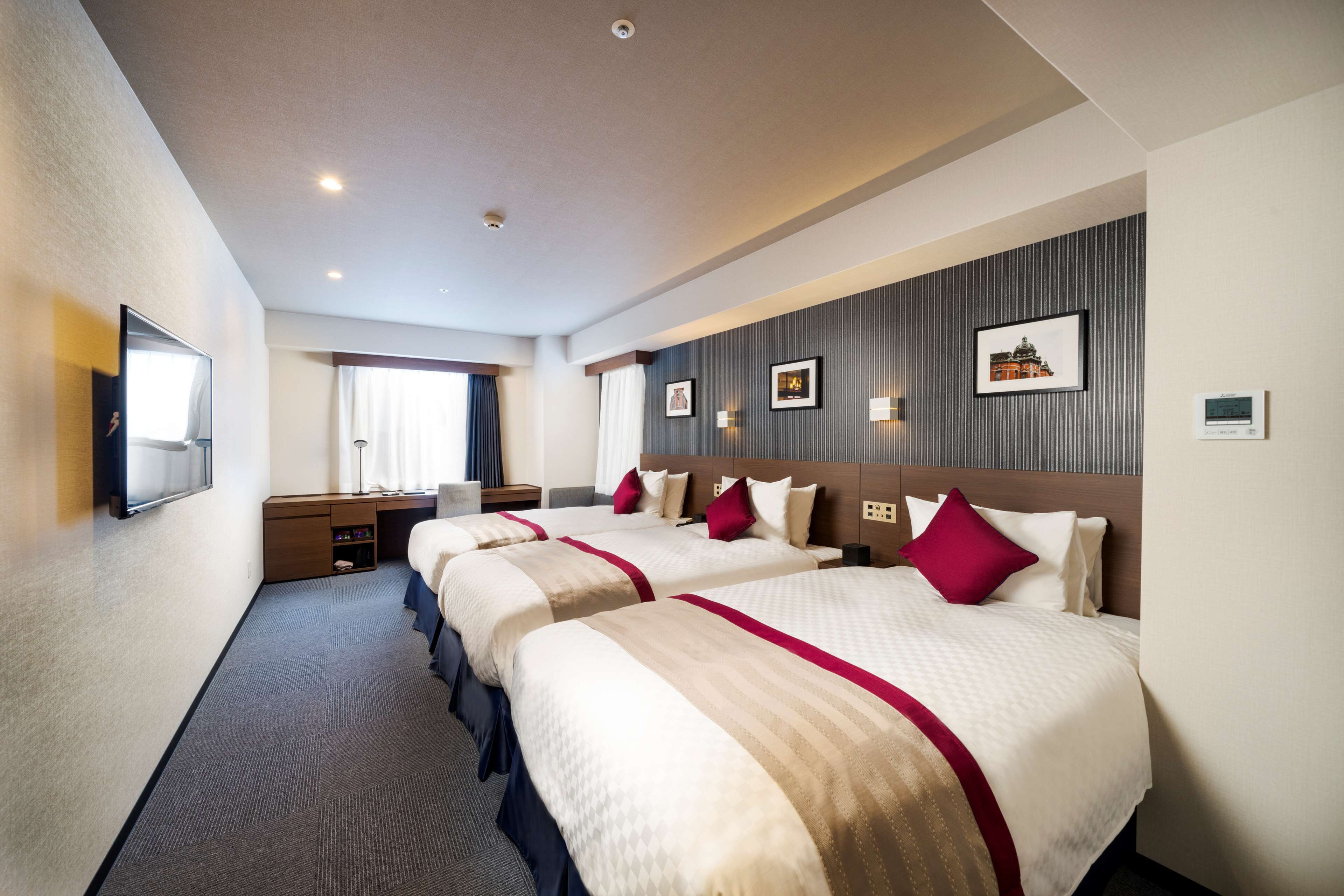 standard room, 3 single beds, non smoking, refrigerator (larger room) | 1 bedroom, in-room safe, desk, free wired internet