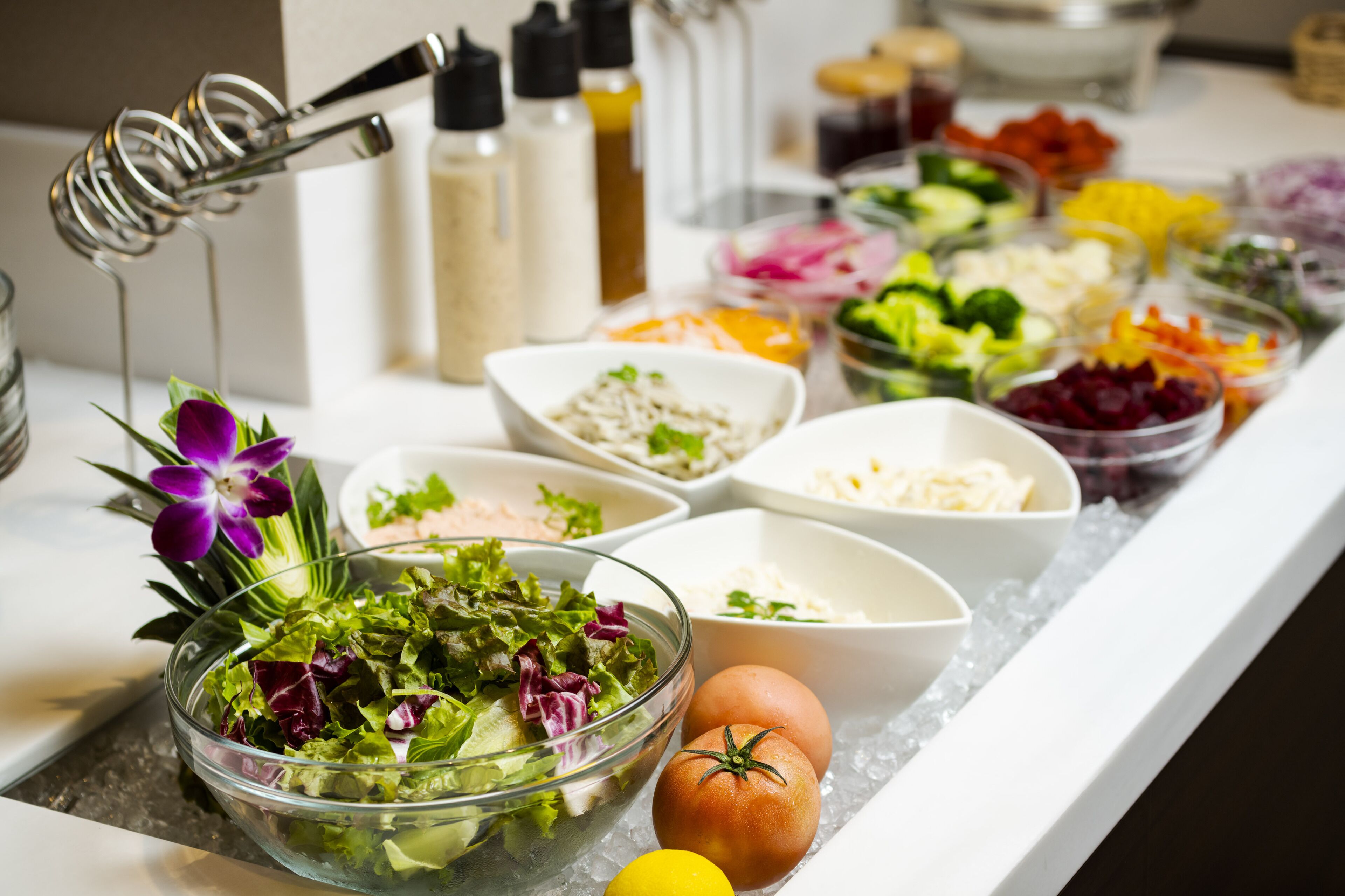 daily buffet breakfast (jpy 1650 per person)