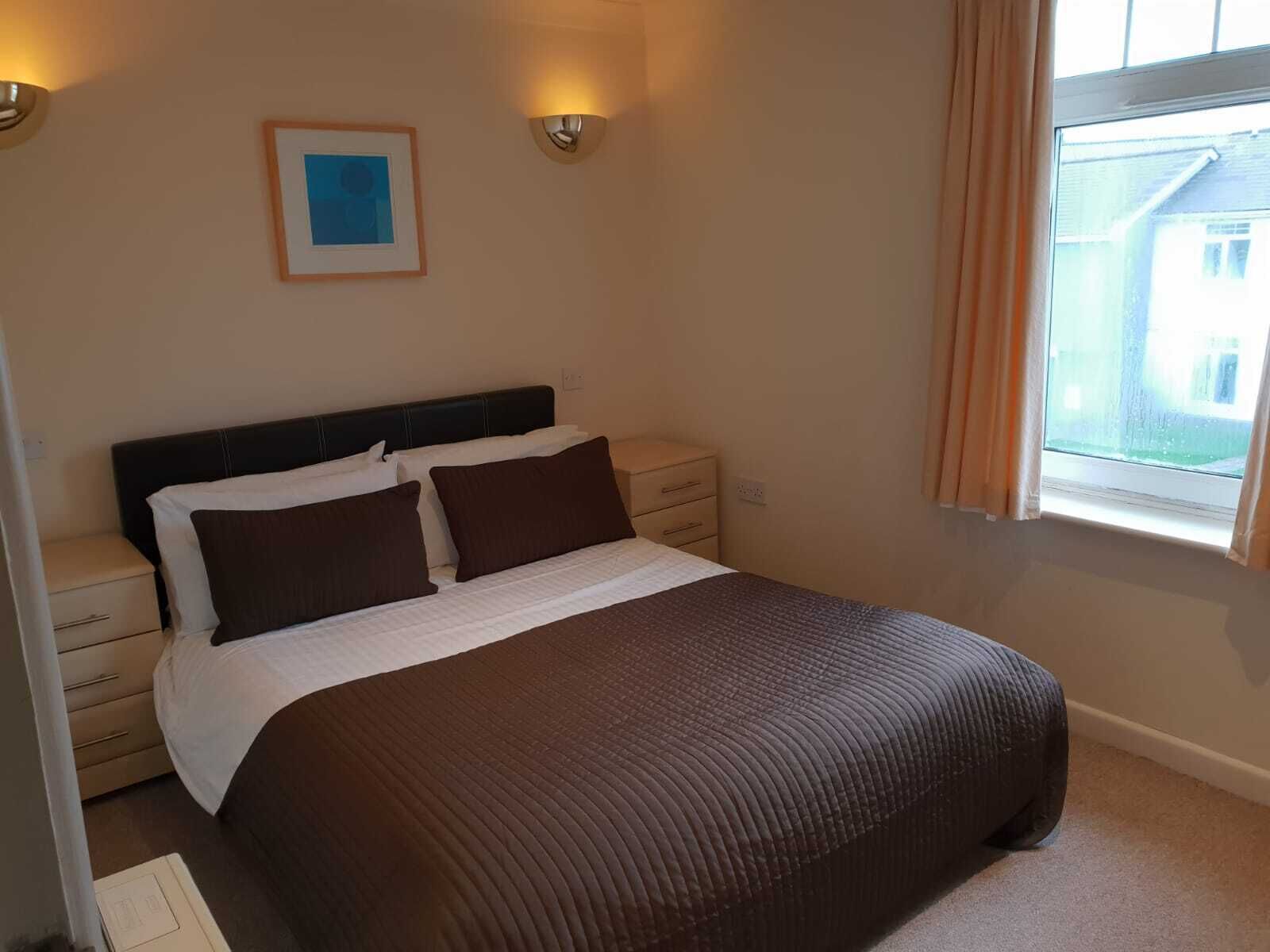 4 chambres, fer et planche à repasser, Wi-Fi gratuit, draps fournis