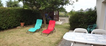 Detached house with enclosed garden