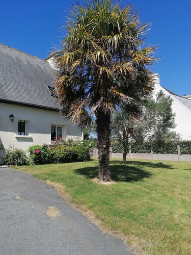 Detached house with enclosed garden