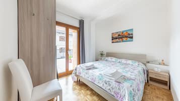 In-room safe, free WiFi, bed sheets