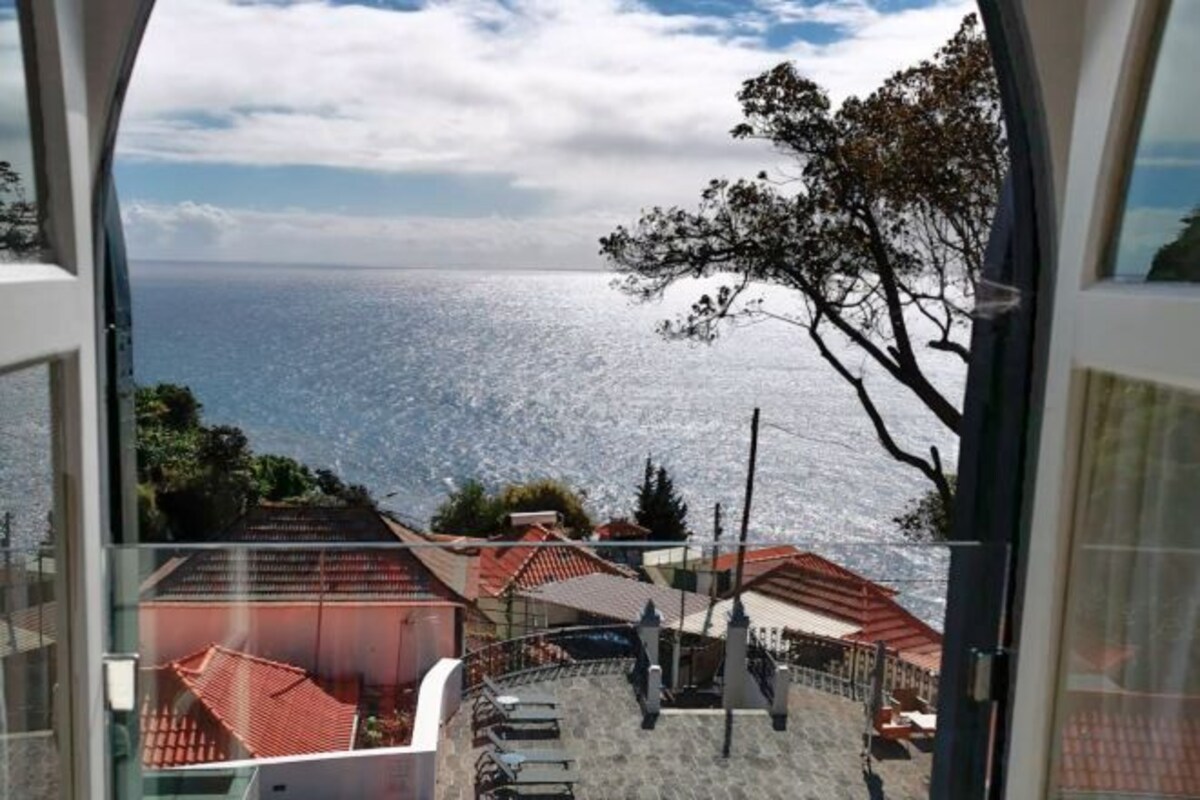 Suite With Sea View