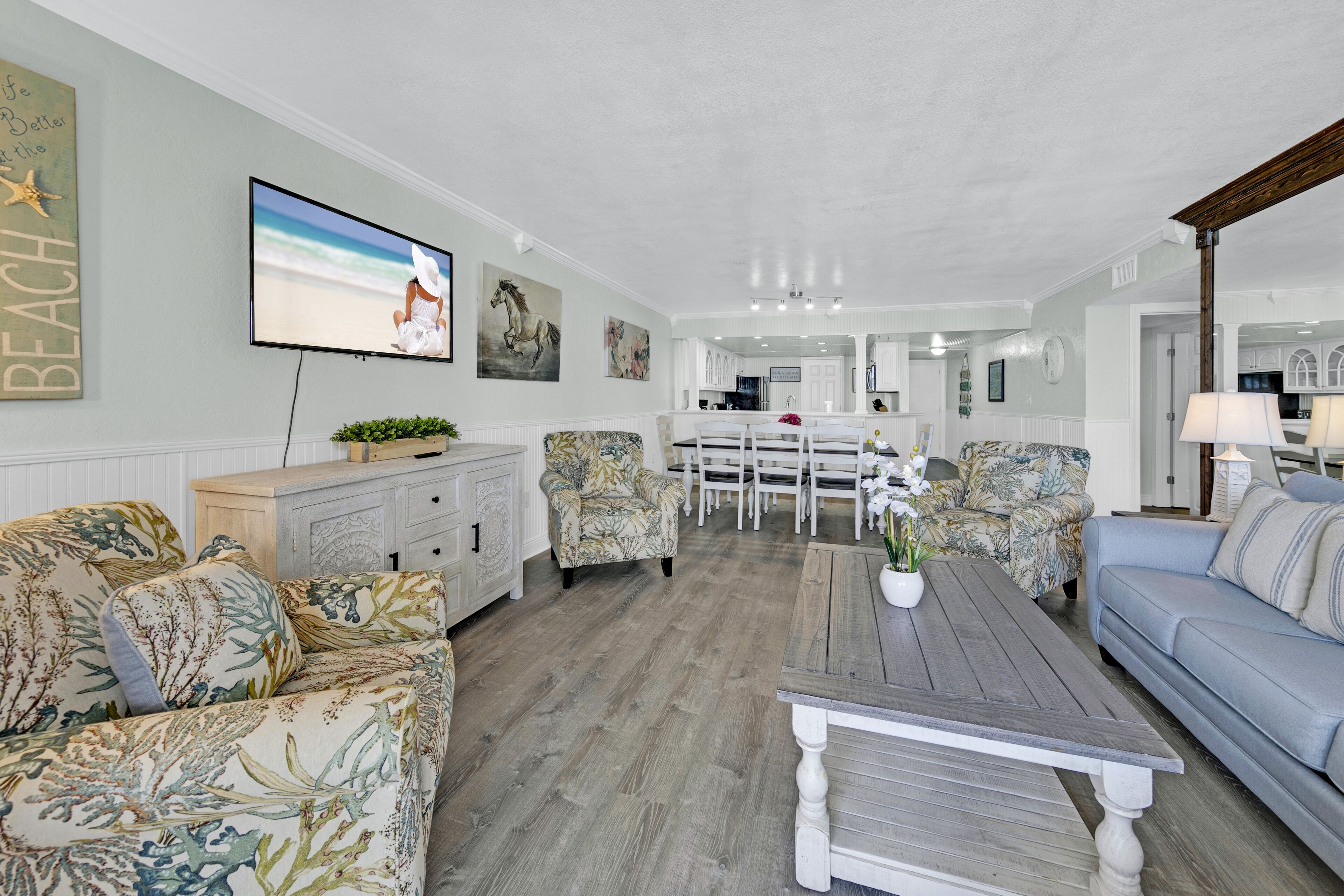 Shoreline Towers Unit 2082 - Spacious 2 Bedroom/2 Bath Vacation Rental!!