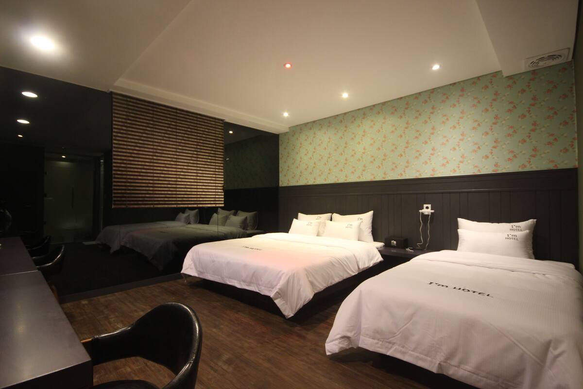 Deluxe Twin Room | WiFi (free)