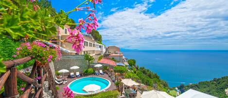 Alberca al aire libre