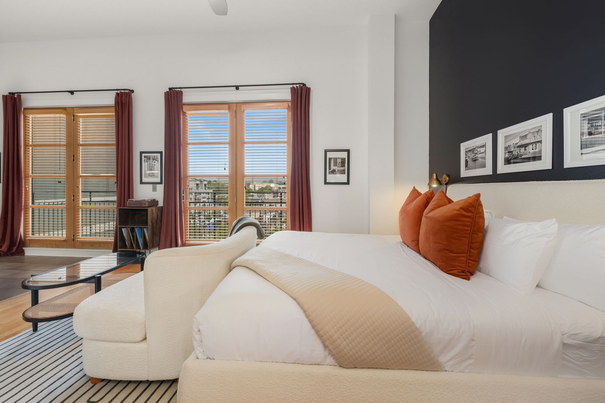 熨斗/熨衣板、WiFi、床单