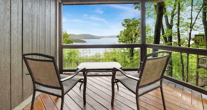 Overlook - Hot Tub - Beaver Lake